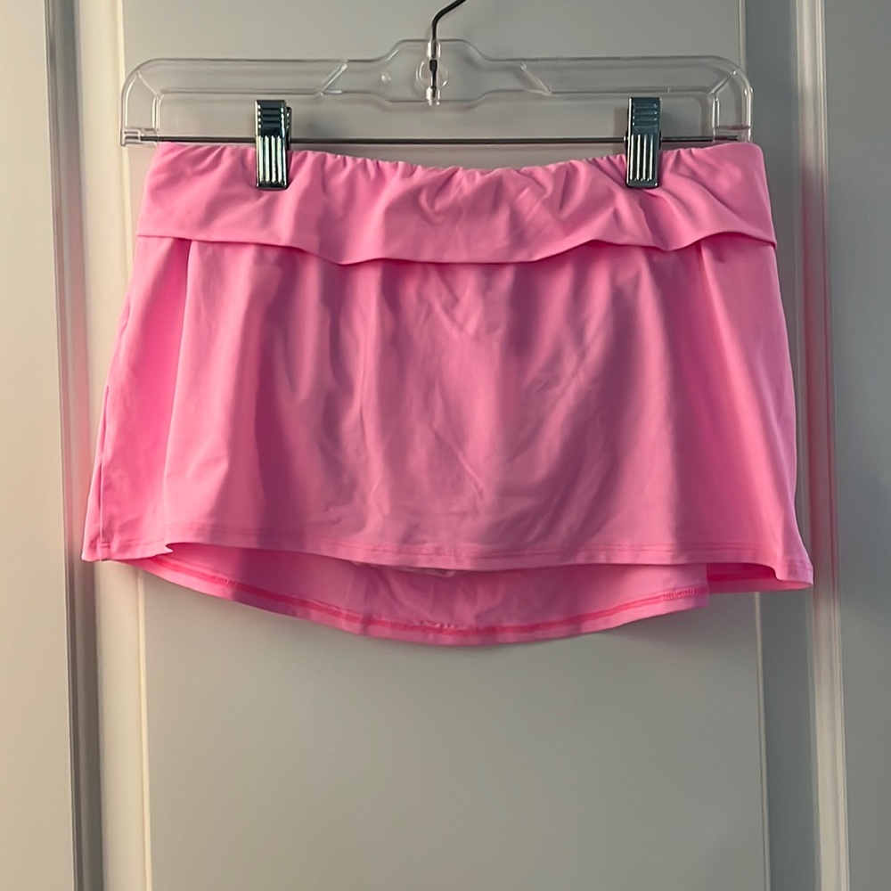 Lilly Pulitzer pink swim skirt.  Size 4